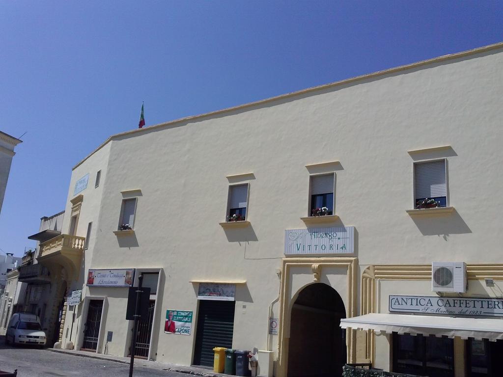 Albergo Vittoria Taviano  Exterior photo